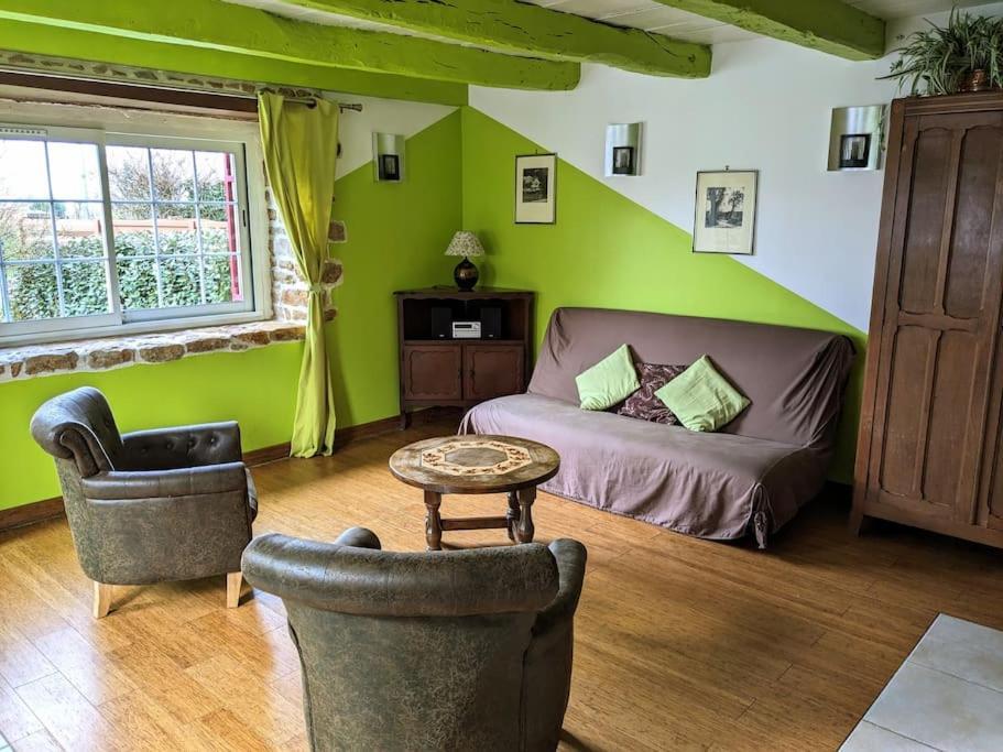 La Petite Corbiere - Chez Helene - Gites En Baie Jullouville-les-Pins Exteriör bild